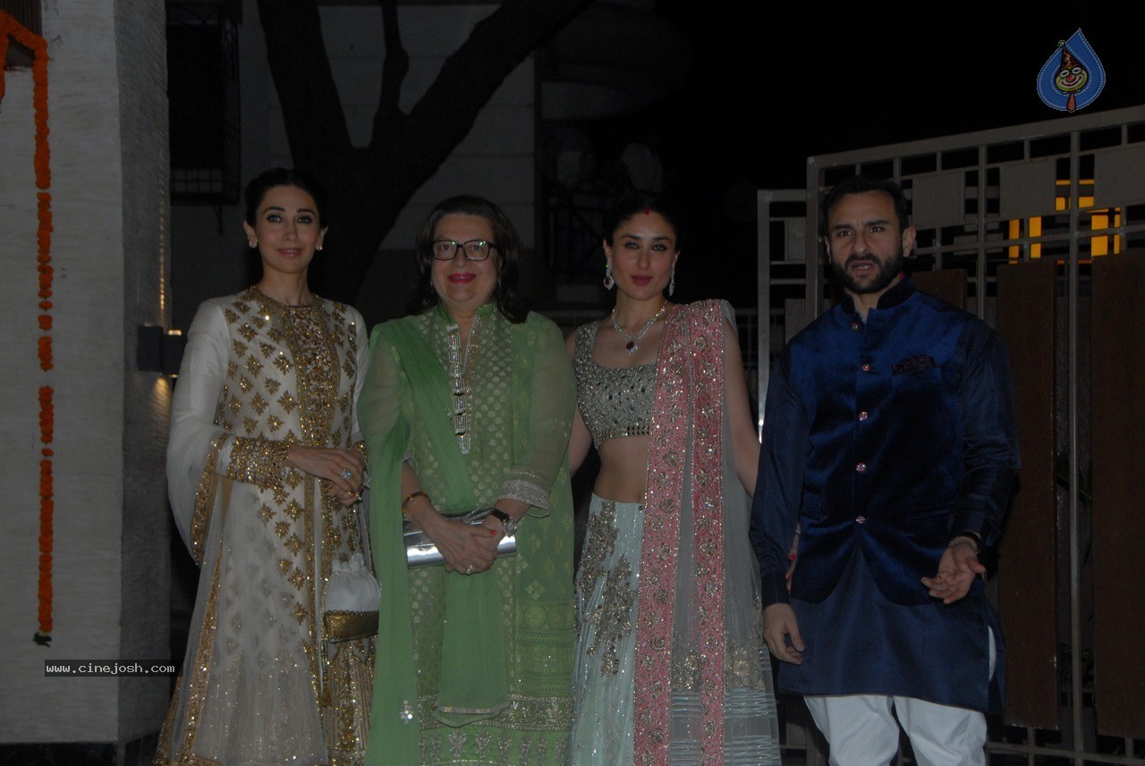 Bolly Celebs at Soha Ali Khan Wedding Party - 23 / 80 photos