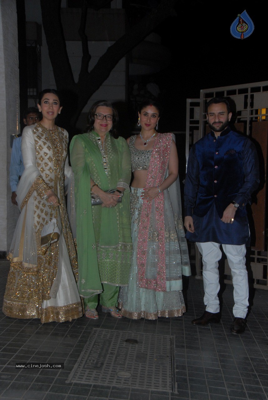 Bolly Celebs at Soha Ali Khan Wedding Party - 30 / 80 photos