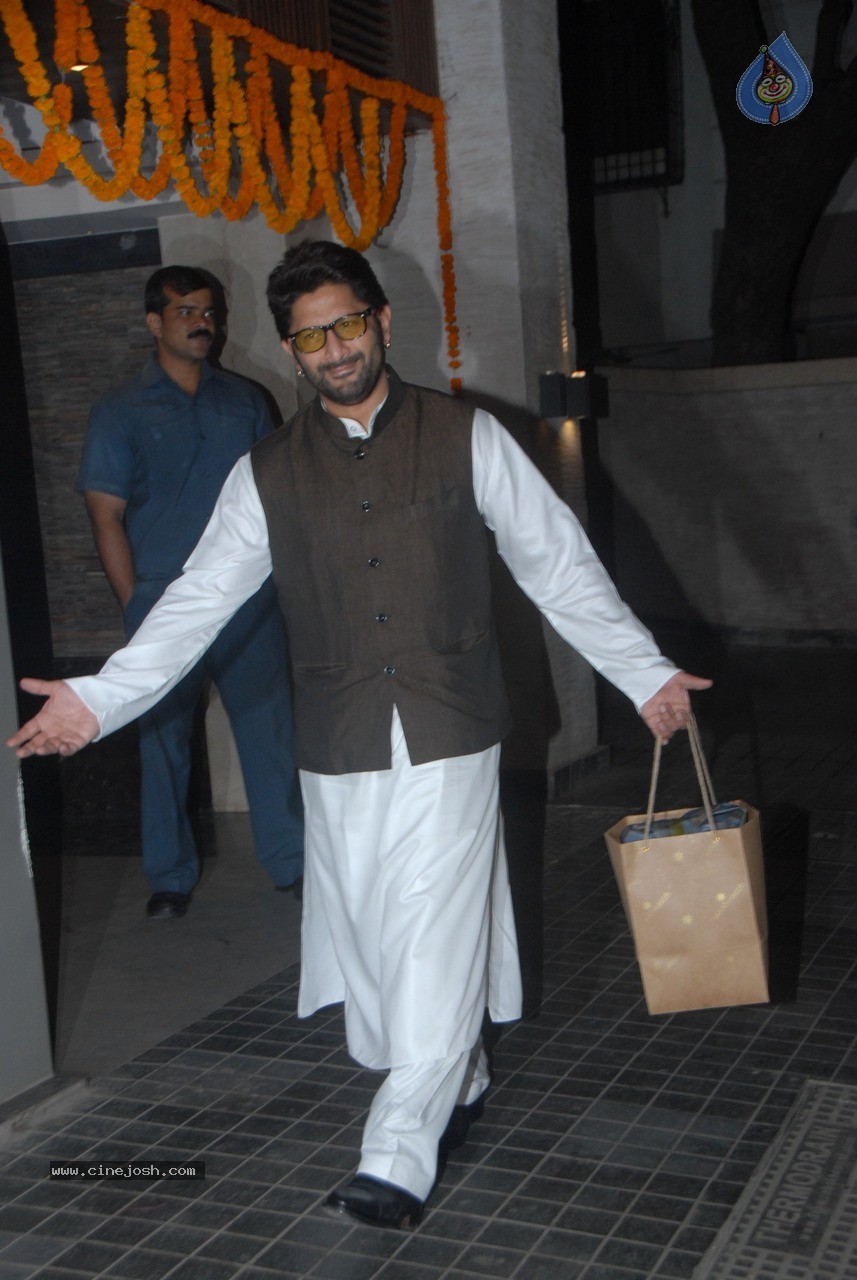Bolly Celebs at Soha Ali Khan Wedding Party - 36 / 80 photos