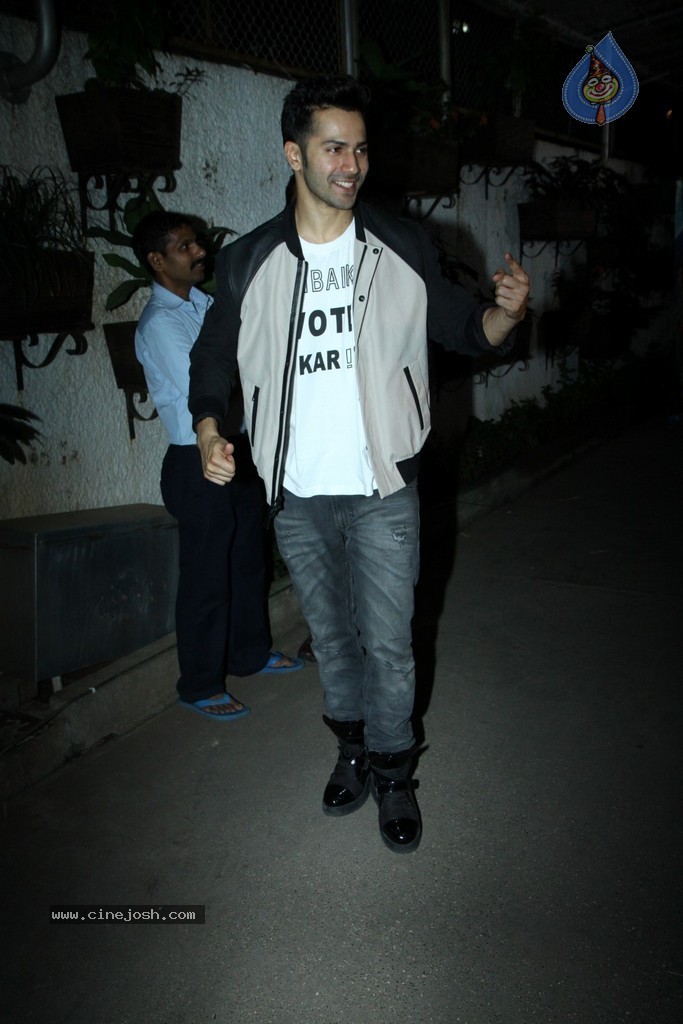 Bolly Celebs at Sonali Cable Film Special Show - 27 / 43 photos