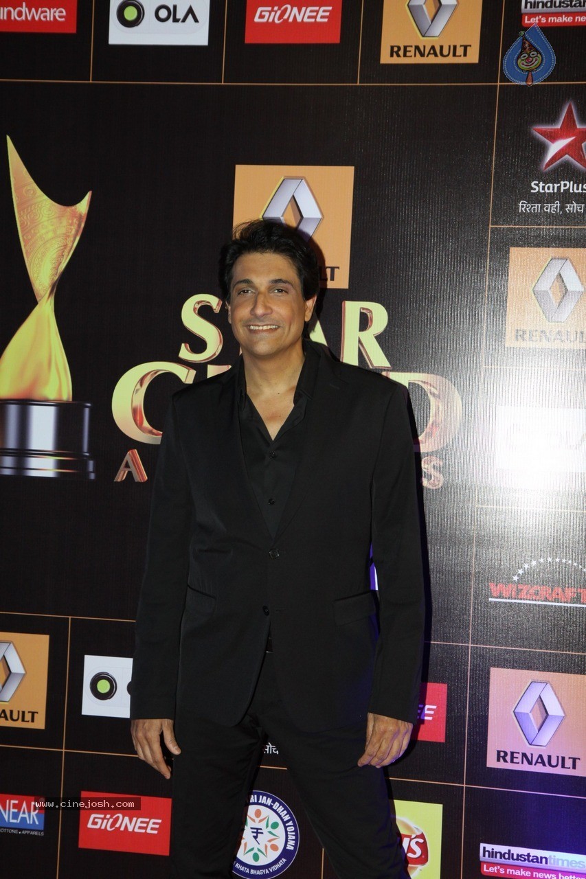 Bolly Celebs at Star Guild Awards 2015 - 30 / 84 photos