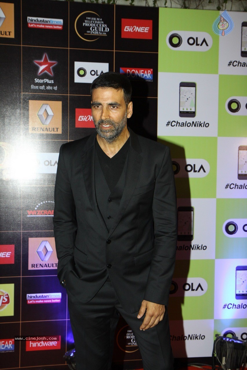 Bolly Celebs at Star Guild Awards 2015 - 73 / 84 photos