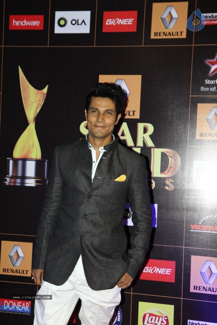 Bolly Celebs at Star Guild Awards 2015 - 76 / 84 photos