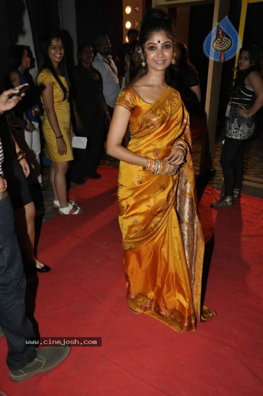 Bolly Celebs at Telly Chakkar New Talent Awards Function - 30 / 54 photos