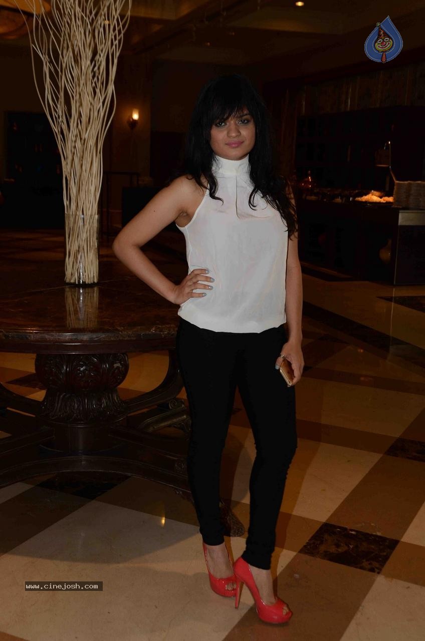 Bolly Celebs at The 16th IIFA Voting Weekend - 26 / 86 photos