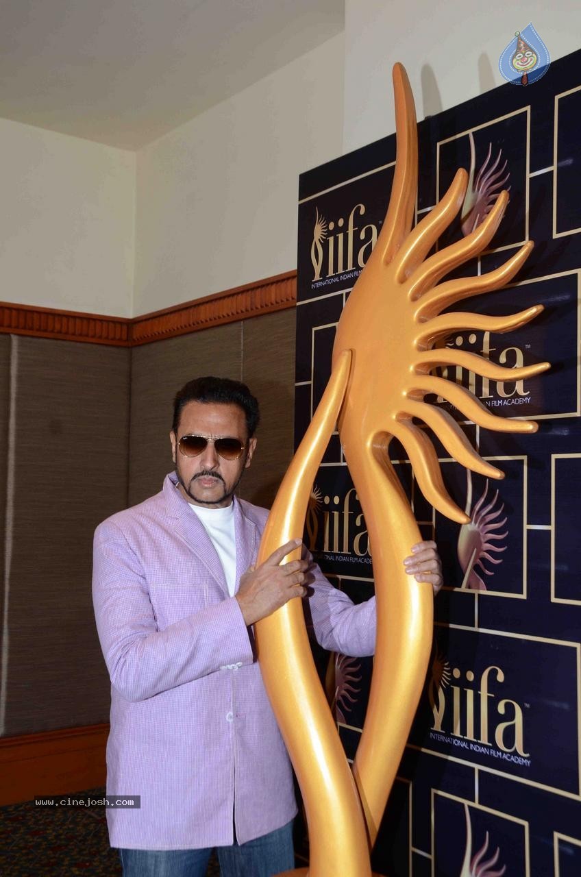 Bolly Celebs at The 16th IIFA Voting Weekend - 27 / 86 photos