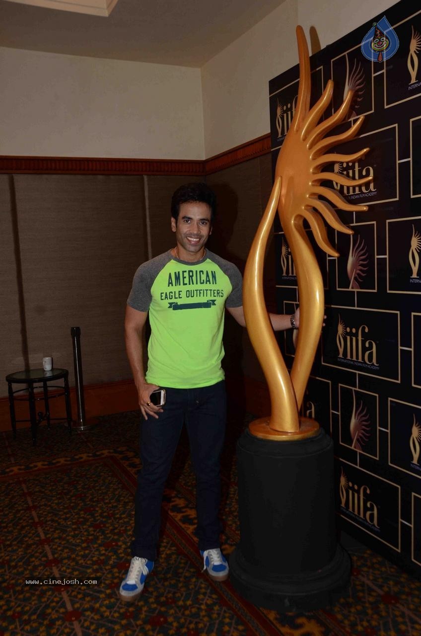 Bolly Celebs at The 16th IIFA Voting Weekend - 35 / 86 photos