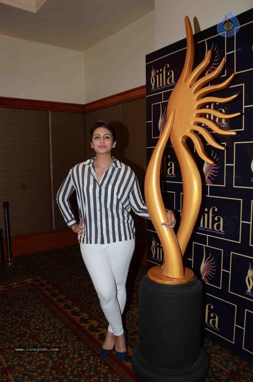 Bolly Celebs at The 16th IIFA Voting Weekend - 69 / 86 photos