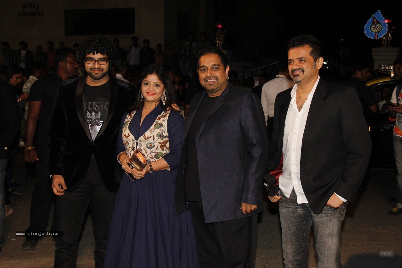 Bolly Celebs at The 60th Britannia Filmfare 2014 Awards 01 - 12 / 144 photos