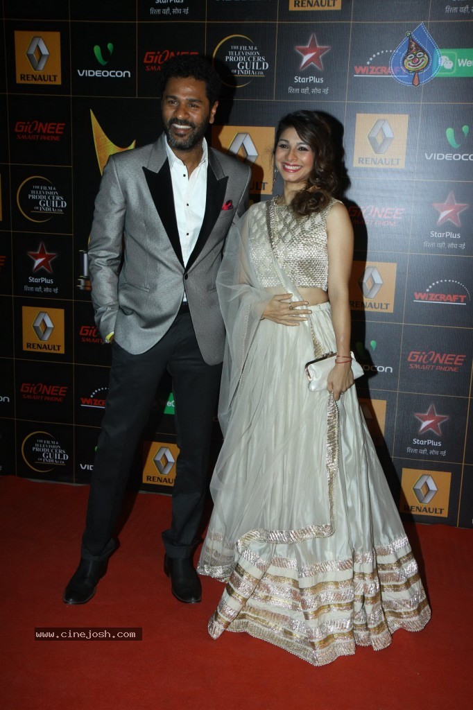 Bolly Celebs at the 9th Renault Star Guild Awards - 104 / 152 photos