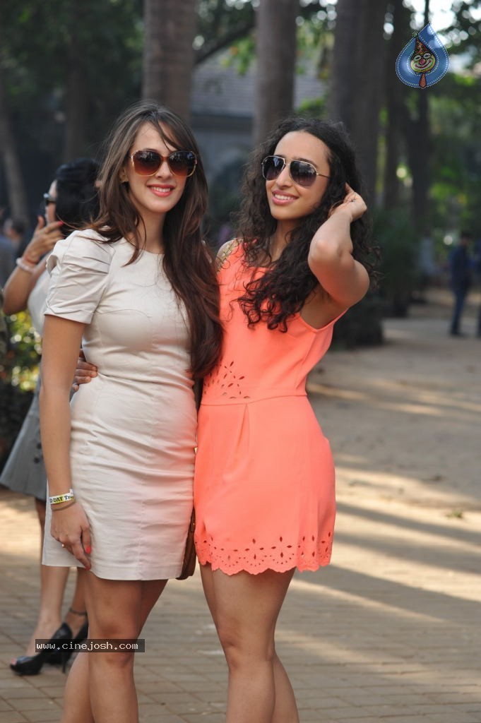 Bolly Celebs at the MID DAY Trophy Event - 34 / 43 photos