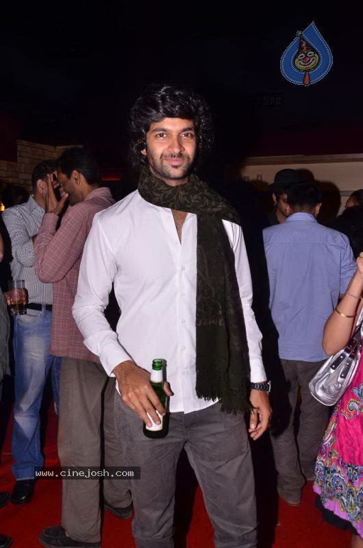 Bolly Celebs at Turning 30 Bash - 75 / 84 photos