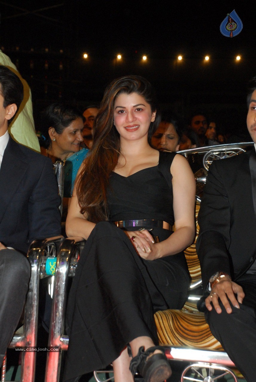Bolly Celebs at Umang Event 01 - 25 / 120 photos