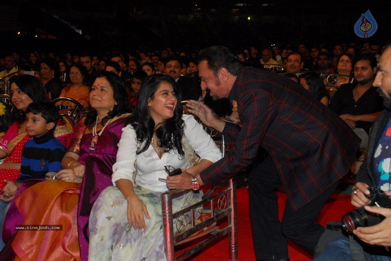 Bolly Celebs at Umang Event 01 - 117 / 120 photos