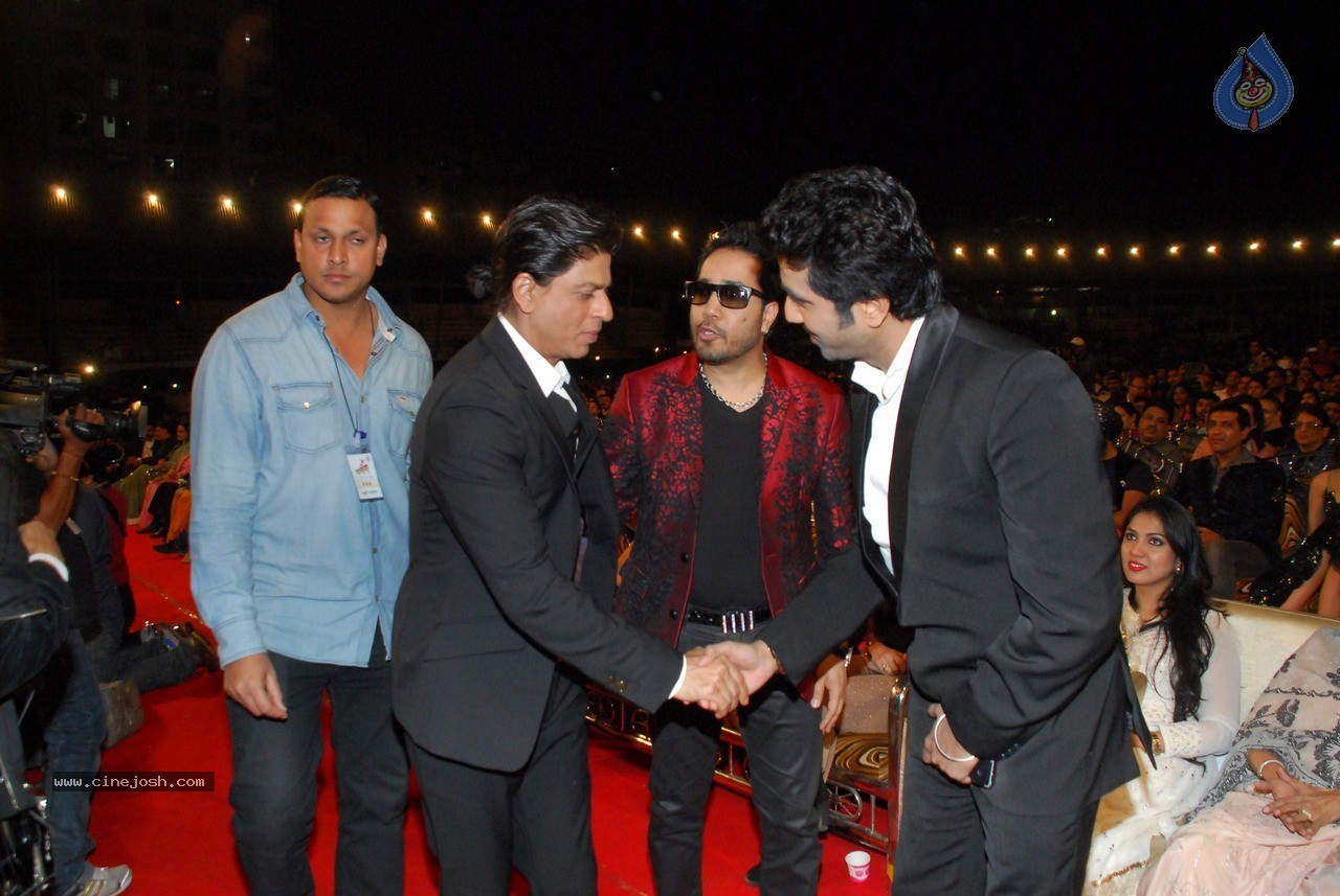 Bolly Celebs at Umang Event 02 - 97 / 98 photos