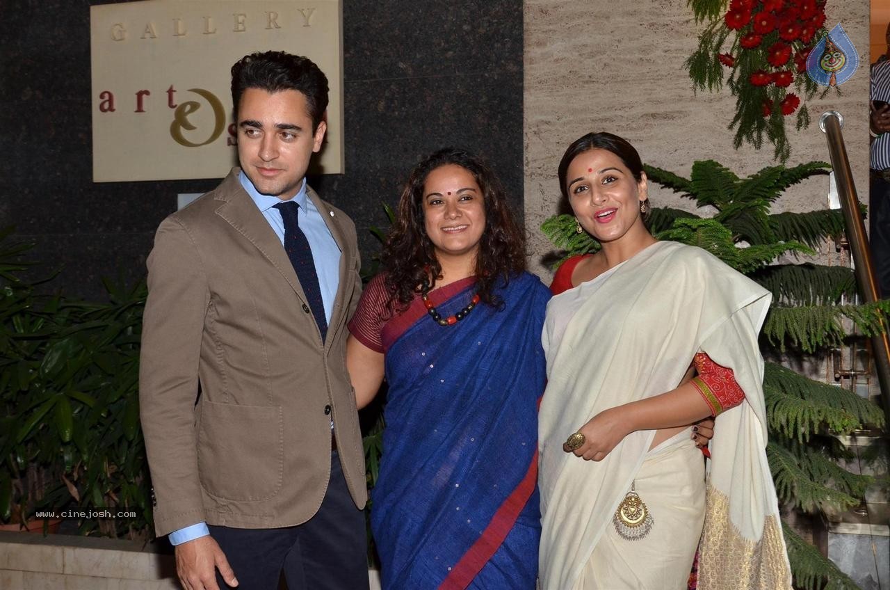 Bolly Celebs at Under Construction Show - 17 / 55 photos