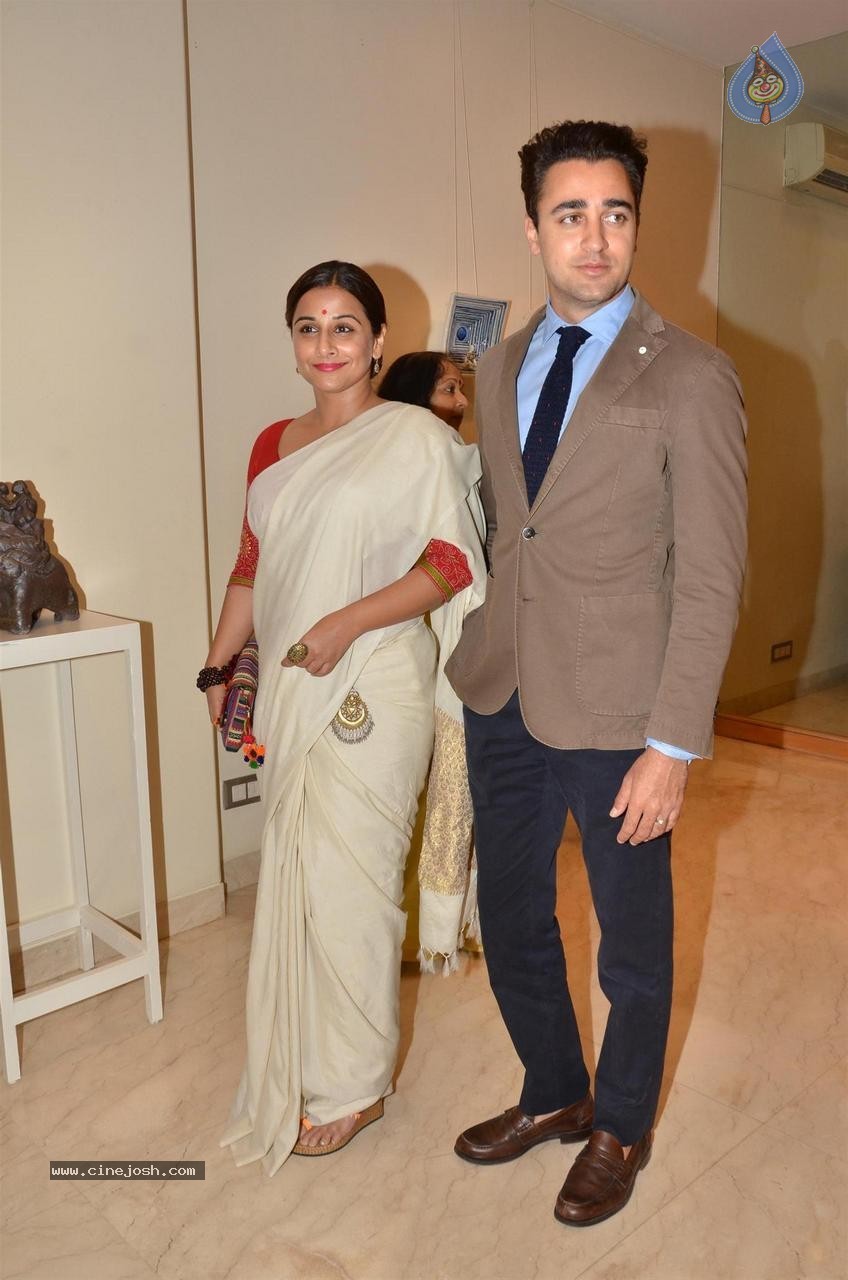 Bolly Celebs at Under Construction Show - 22 / 55 photos