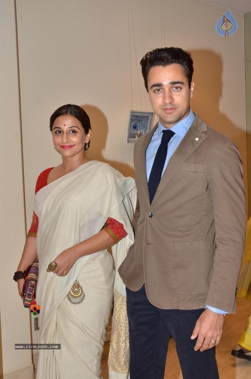 Bolly Celebs at Under Construction Show - 23 / 55 photos