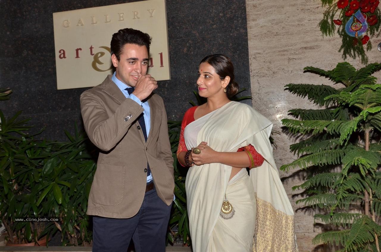 Bolly Celebs at Under Construction Show - 36 / 55 photos