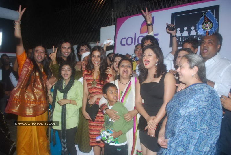 Bolly Celebs at Uttaran Party - 33 / 33 photos