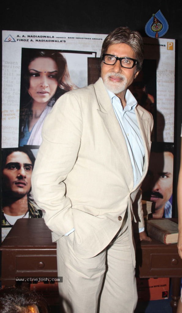 Bolly Celebs at UTV Bindass Event - 14 / 32 photos
