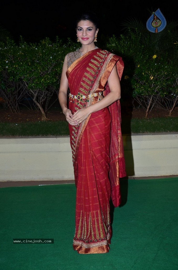 Bolly Celebs at Vishesh Bhatt Wedding Reception - 70 / 136 photos