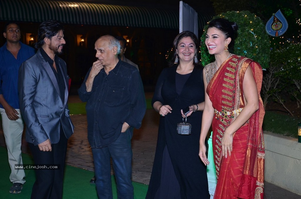 Bolly Celebs at Vishesh Bhatt Wedding Reception - 117 / 136 photos