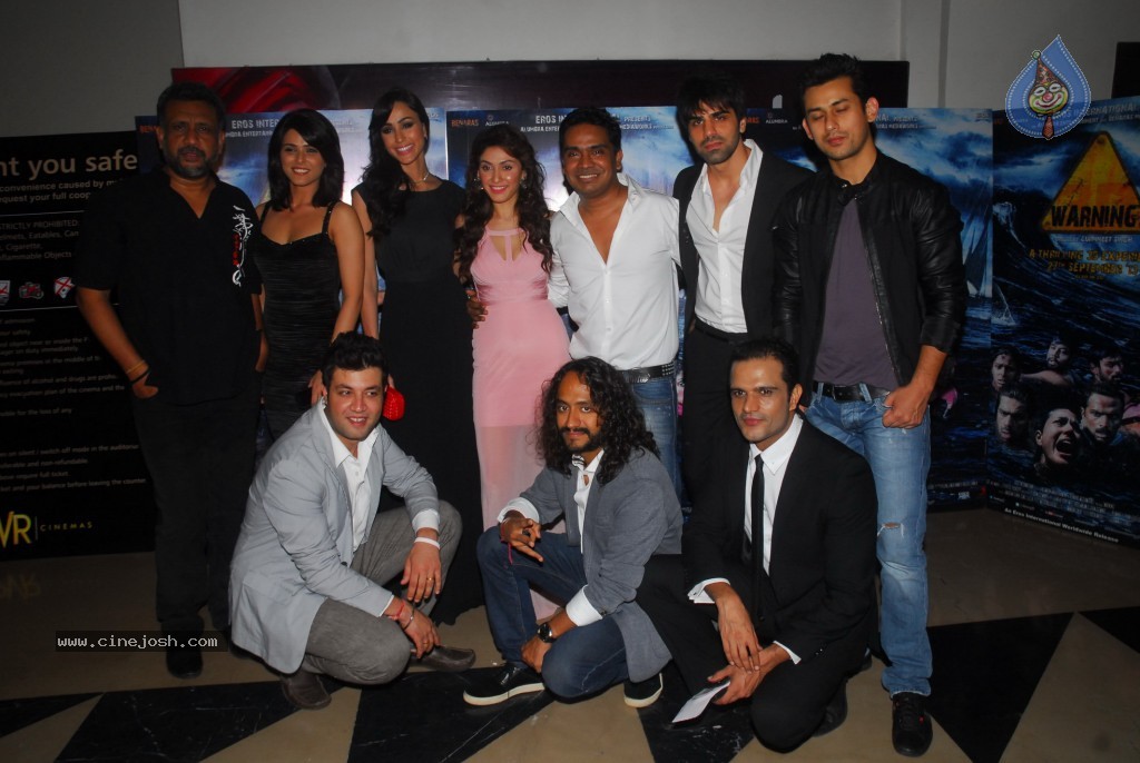 Bolly Celebs at Warning 3D Premiere - 46 / 48 photos