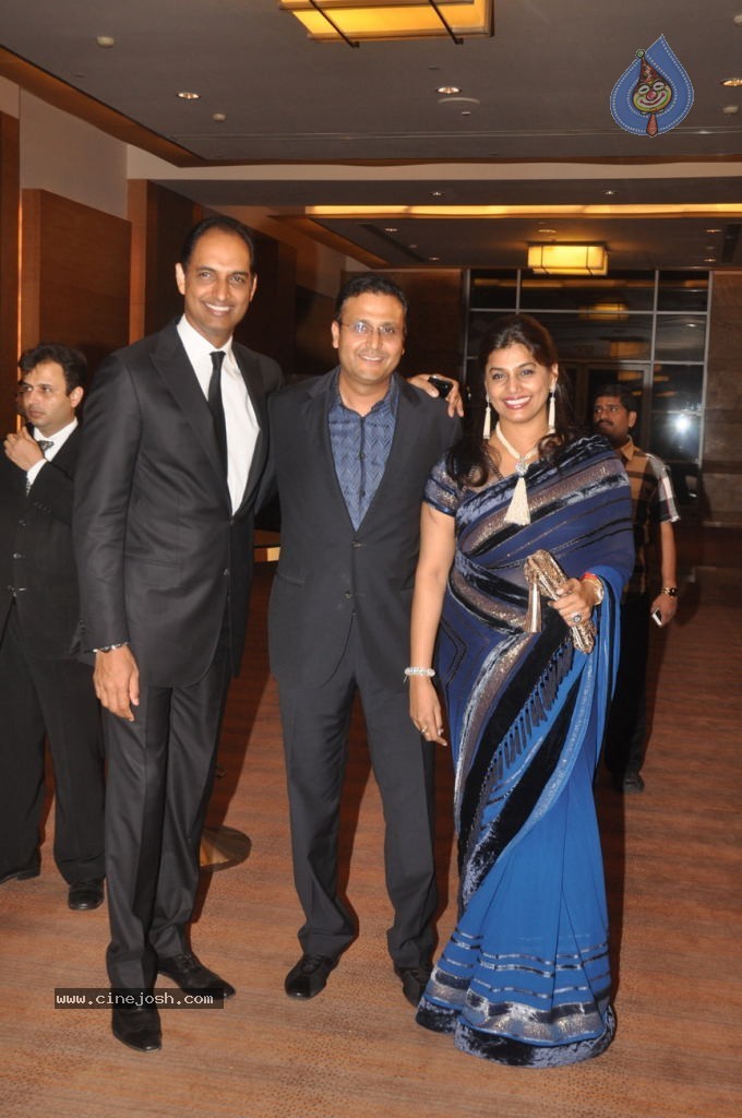 Bolly Celebs at Yash Chopra Memorial Awards - 43 / 125 photos