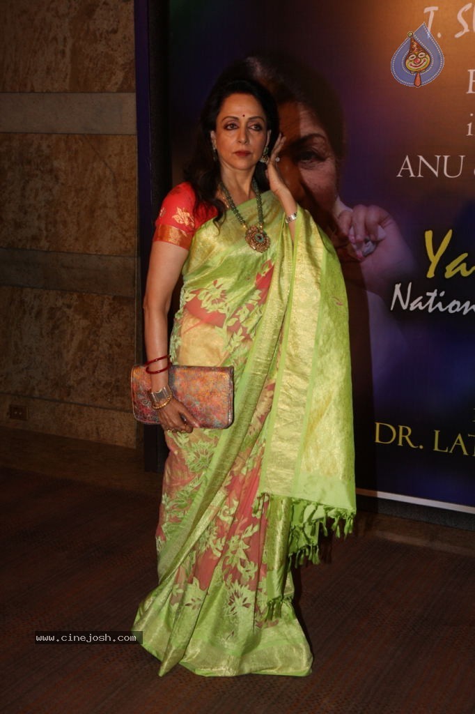 Bolly Celebs at Yash Chopra Memorial Awards - 45 / 125 photos