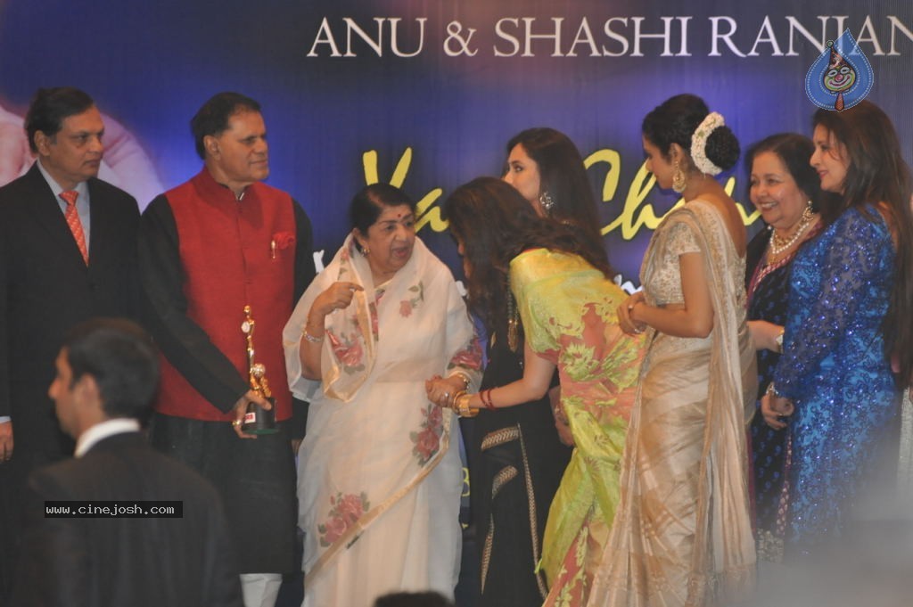 Bolly Celebs at Yash Chopra Memorial Awards - 56 / 125 photos