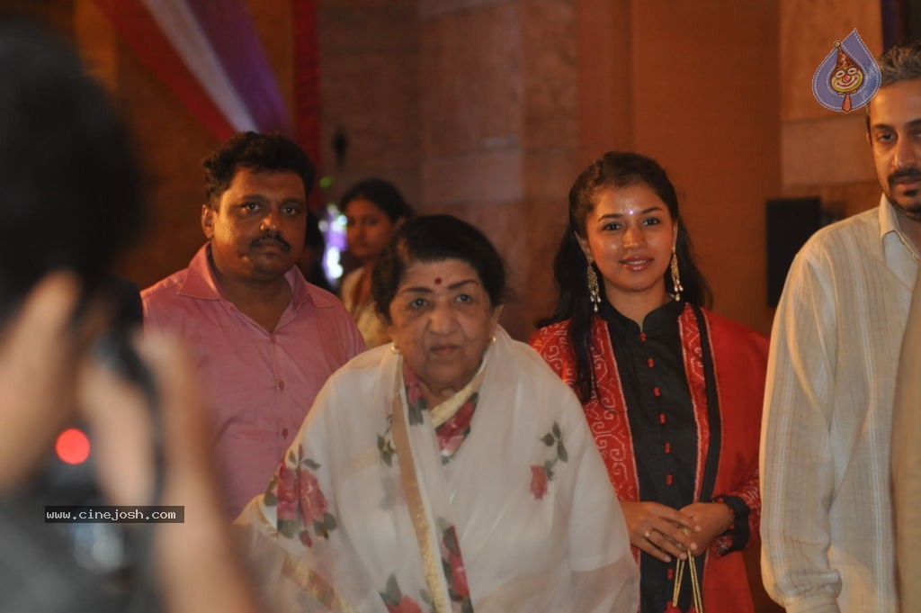 Bolly Celebs at Yash Chopra Memorial Awards - 123 / 125 photos