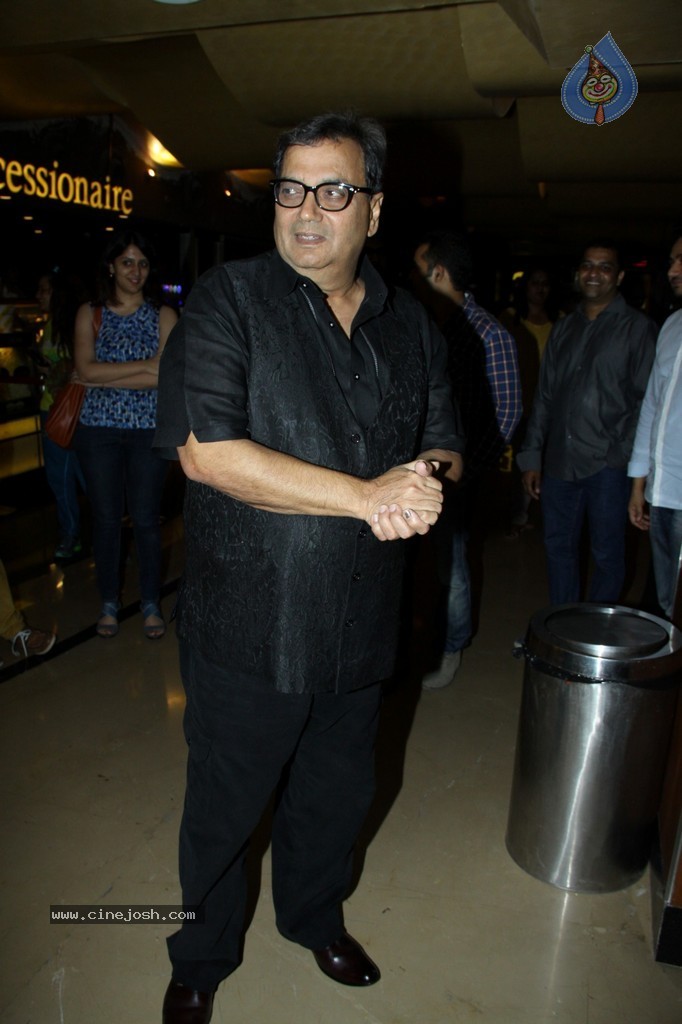 Bolly Celebs at Yeh Hai Bakrapur Special Show - 29 / 68 photos
