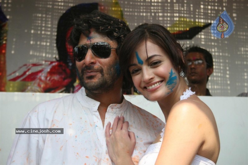 Bolly Celebs at Zoom Holi Celebrations - 27 / 54 photos