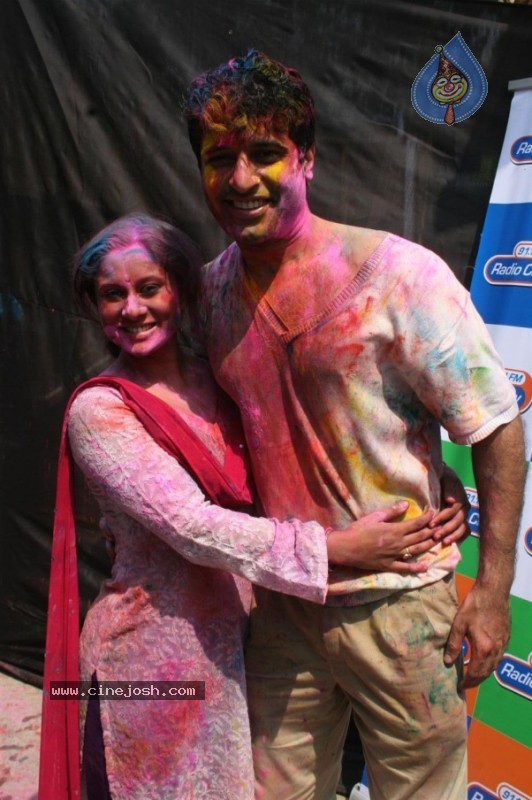 Bolly Celebs at Zoom Holi Celebrations - 37 / 54 photos