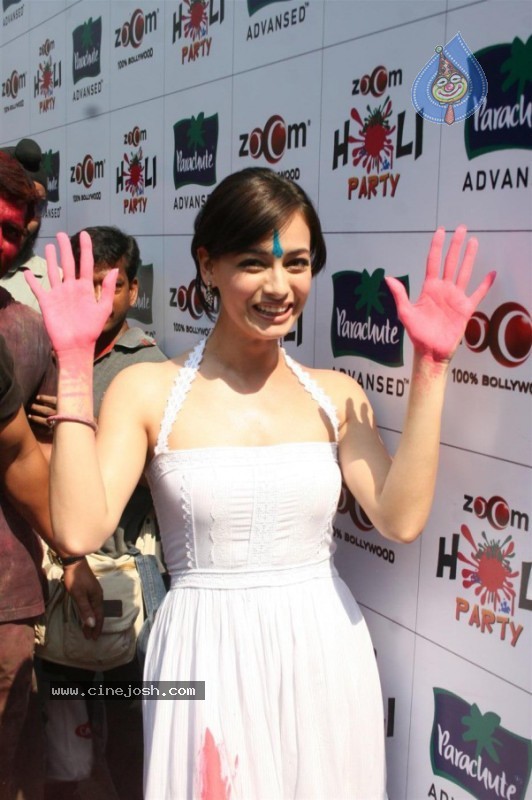 Bolly Celebs at Zoom Holi Celebrations - 51 / 54 photos