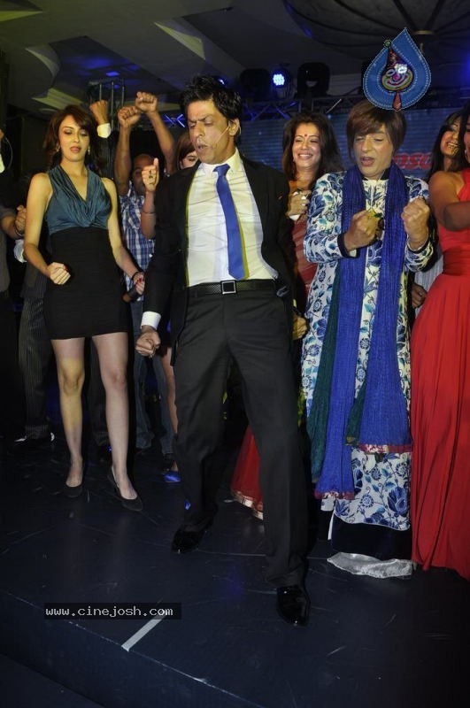 Bolly Celebs at Zor Ka Jhatka Bash - 58 / 99 photos