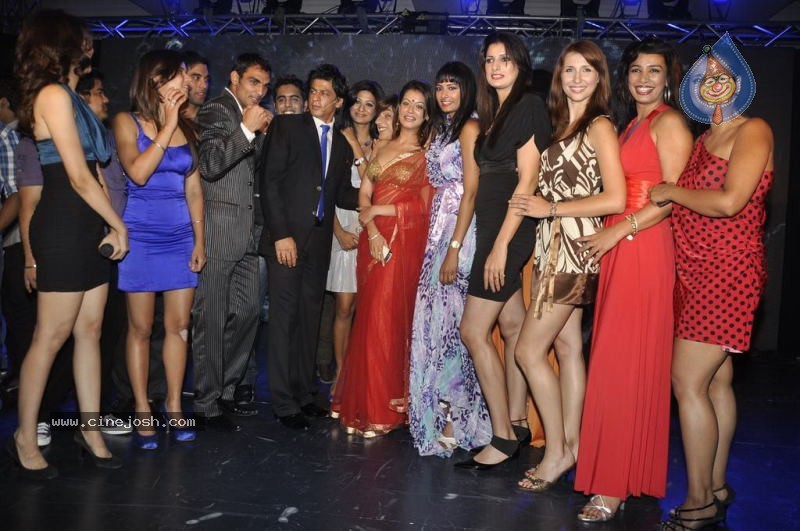 Bolly Celebs at Zor Ka Jhatka Bash - 62 / 99 photos