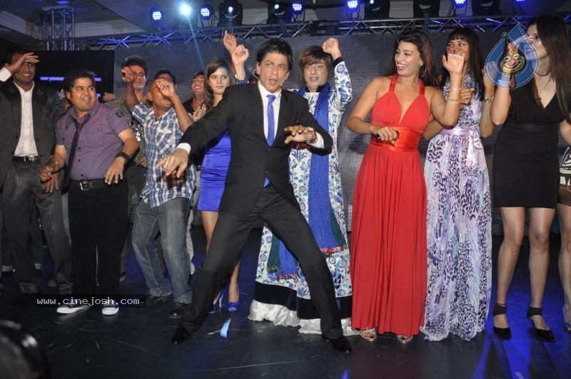 Bolly Celebs at Zor Ka Jhatka Bash - 65 / 99 photos