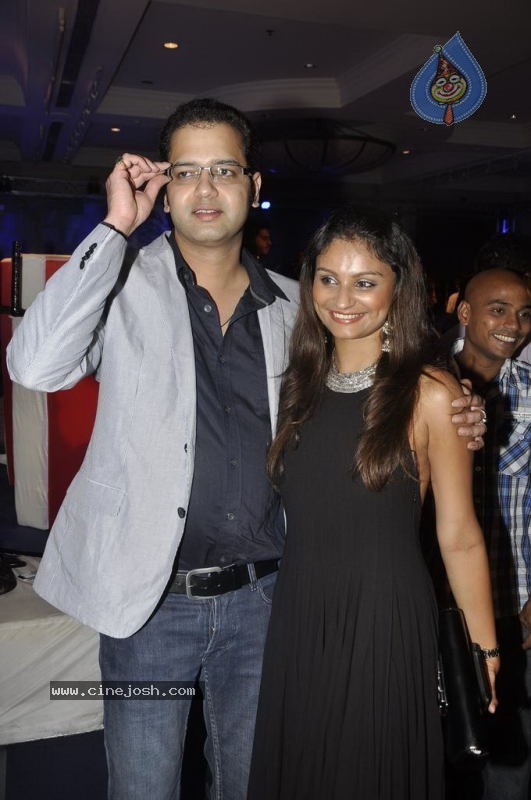 Bolly Celebs at Zor Ka Jhatka Bash - 79 / 99 photos