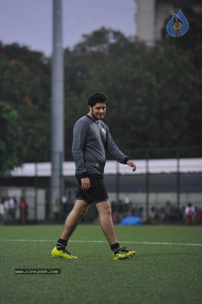 Bolly Celebs Charity Football Match Photos - 42 / 152 photos