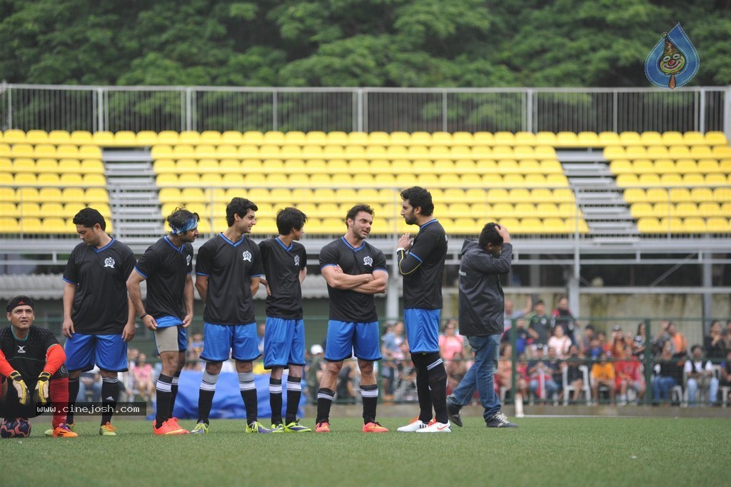 Bolly Celebs Charity Football Match Photos - 104 / 152 photos