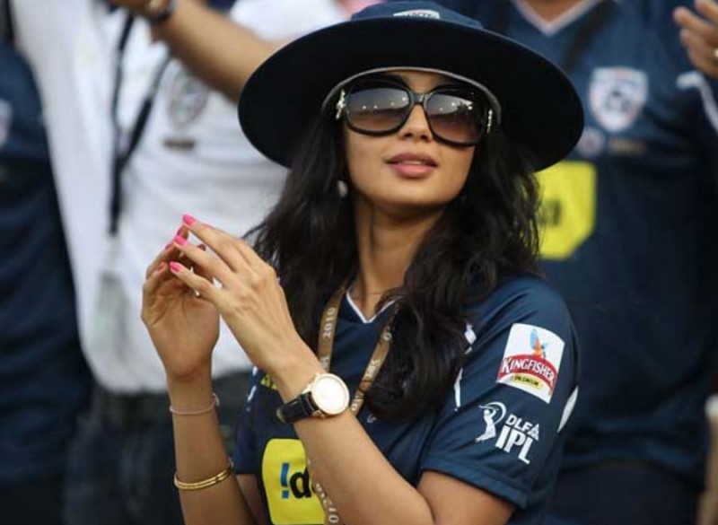 Bolly Celebs Enjoys IPL Matches - 19 / 74 photos