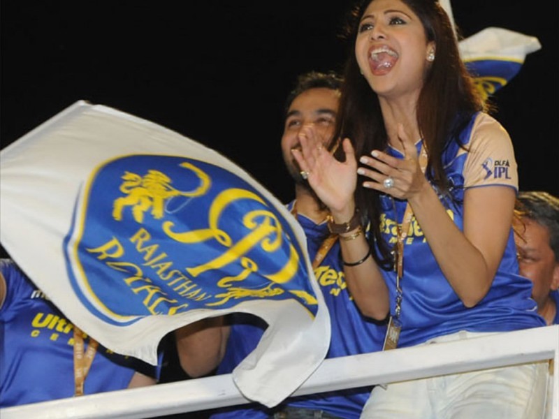 Bolly Celebs Enjoys IPL Matches - 67 / 74 photos