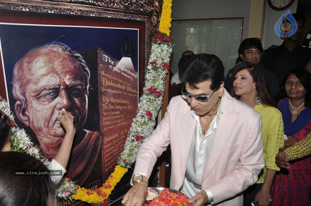 Bolly Celebs at Dadasaheb Phalke Academy Awards 2014 - 78 / 91 photos