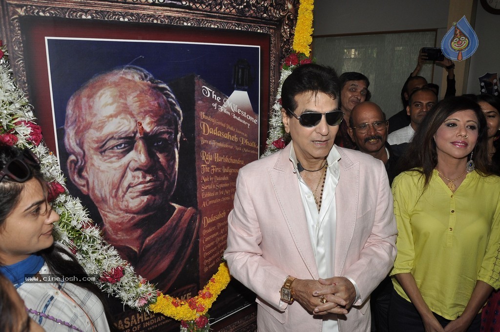 Bolly Celebs at Dadasaheb Phalke Academy Awards 2014 - 87 / 91 photos