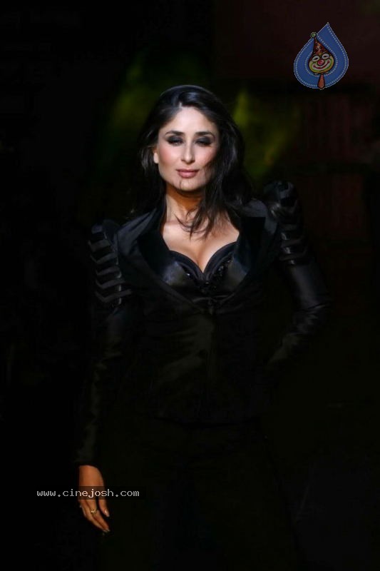 Bolly Celebs Human Fashion Show at HDIL India Couture Week - 85 / 104 photos