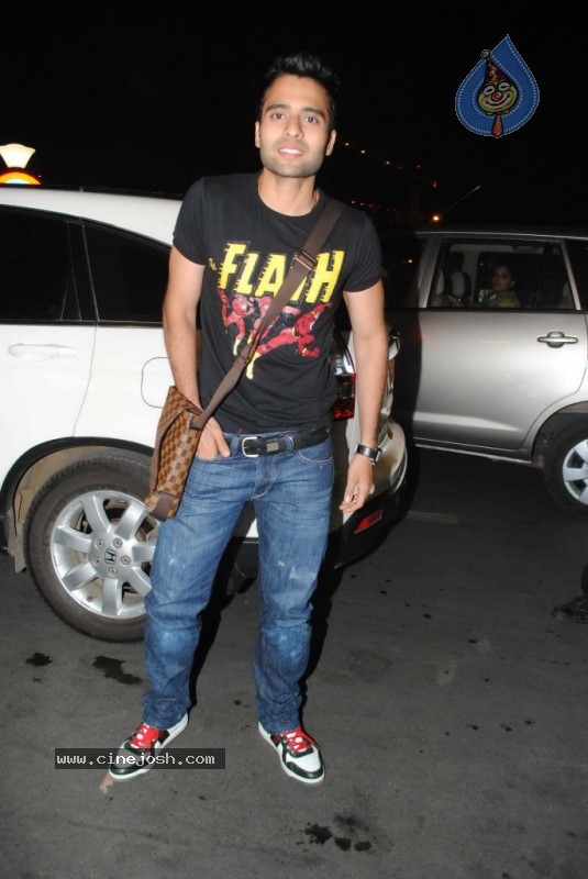 Bolly Celebs Leave for IIFA Awards Event - 41 / 93 photos