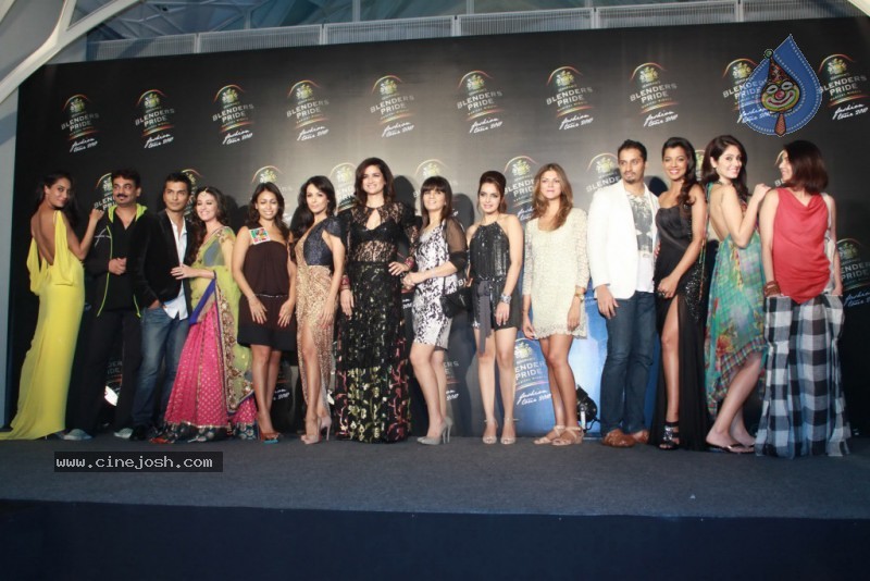 Bolly Celebs Ramp Walk at Blenders Pride Fashion Week - 17 / 42 photos