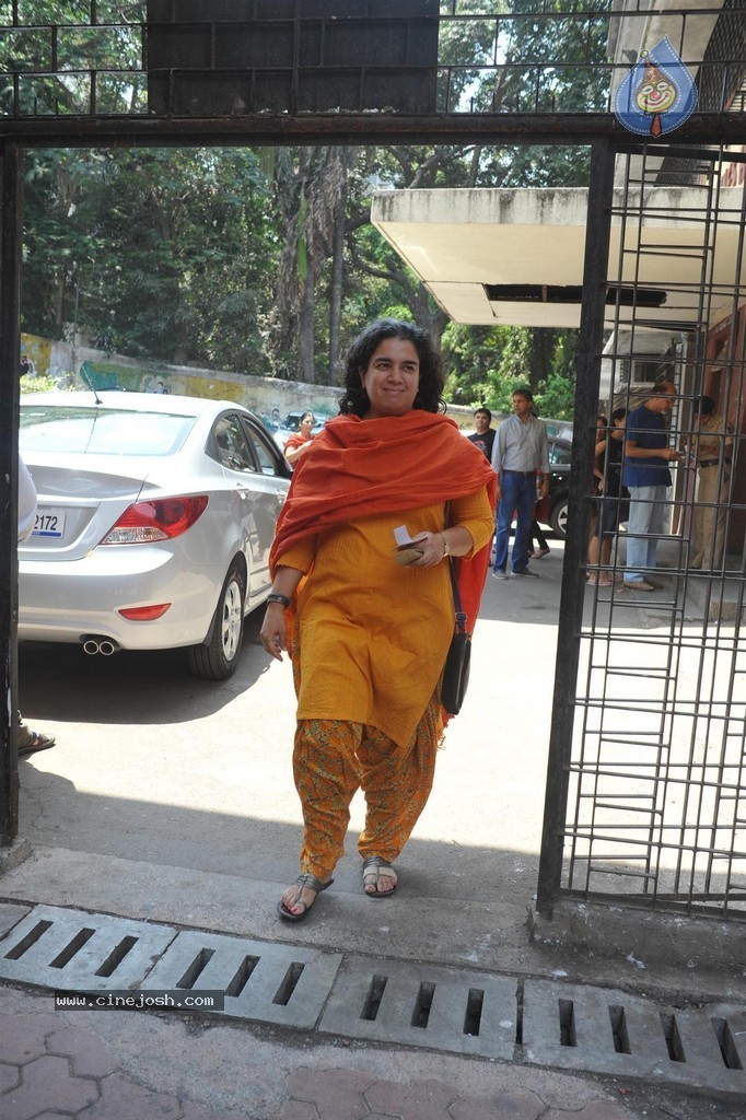 Bolly Celebs Snapped Voting for Loksabha Polls 2014 - 220 / 233 photos
